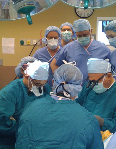 Activize team with doctors in OR during surgery